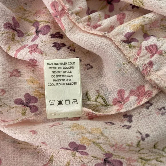 Spectacular Like New Romantic Floral Large blouse Max Studio - Picture 9 of 10